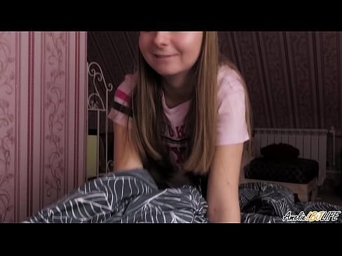 ❤️ Blondie Sucks BFF ของเธออย่างสุดซึ้งและได้รับ Cum ในปากของเธอ วิดีโอทางทวารหนัก ที่ th.tubsexercom.ru ❤